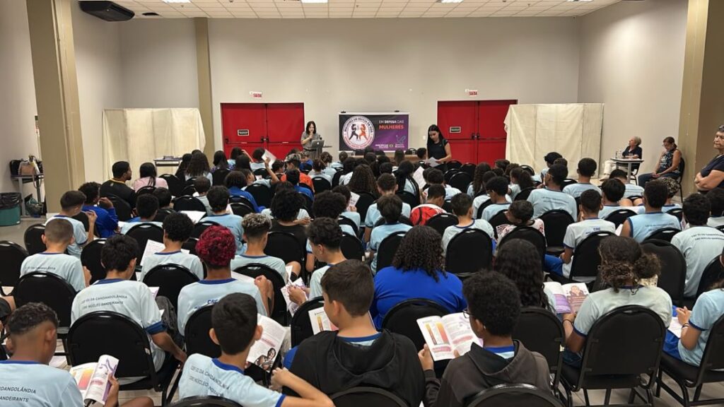 Projeto Mulheres em Defesa da Vida realiza primeira ação em escola pública do Distrito Federal