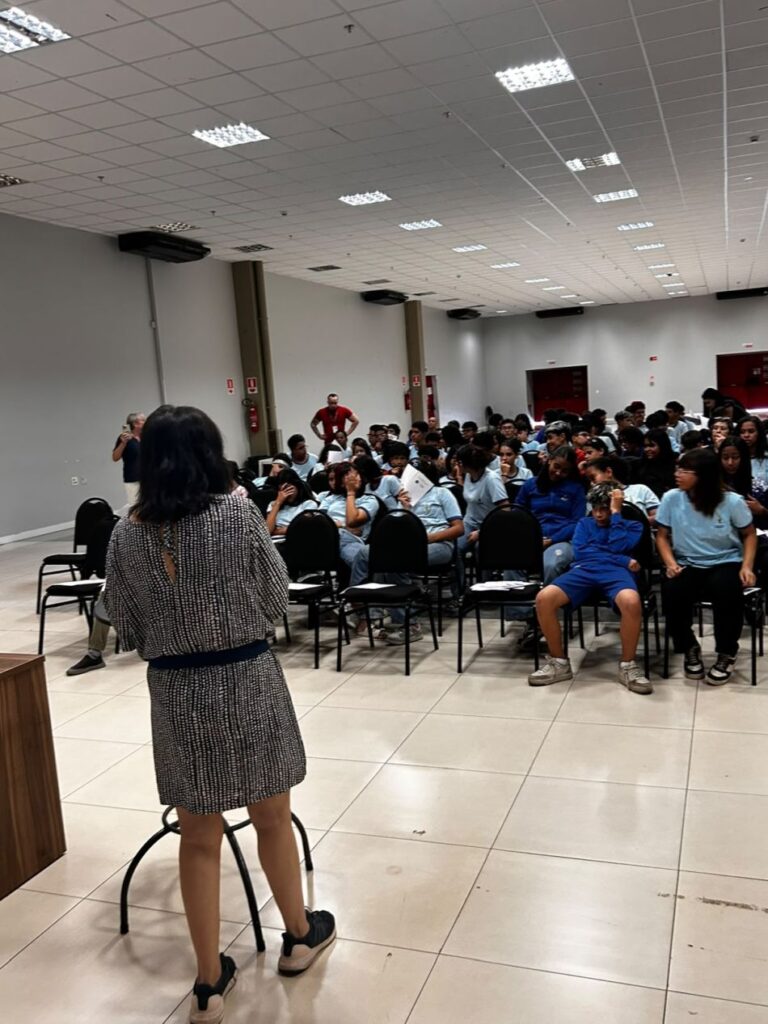 Projeto Mulheres em Defesa da Vida realiza primeira ação em escola pública do Distrito Federal