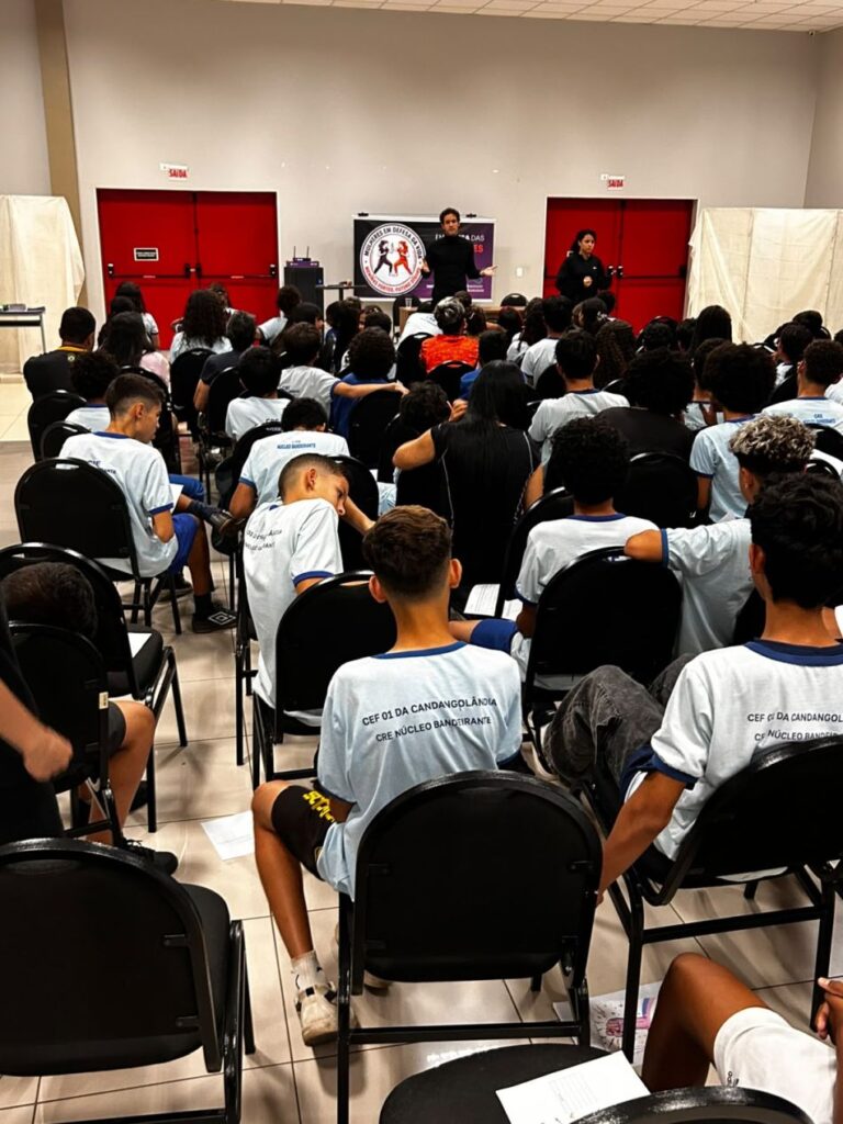 Projeto Mulheres em Defesa da Vida realiza primeira ação em escola pública do Distrito Federal