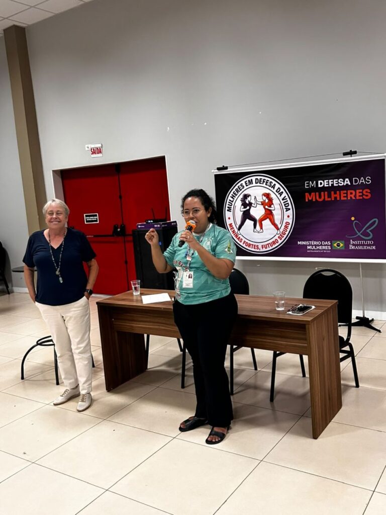 Projeto Mulheres em Defesa da Vida realiza primeira ação em escola pública do Distrito Federal