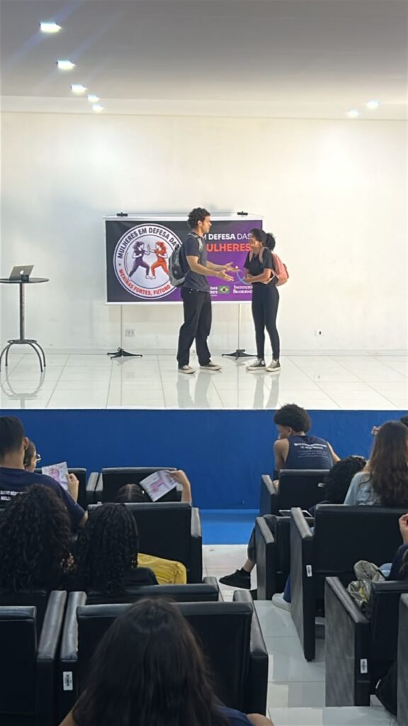 Projeto Mulheres em Defesa da Vida na Escola Urso Branco